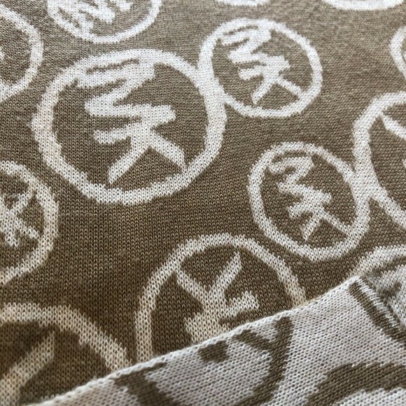 MICHAEL KORS SCARF Circle MK Logo Reversible Camel - Picture 5 of 5